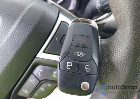 2013 Ford Fusion Se z USA, uszkodzony, nr VIN 3FA6P0HR0DR106937